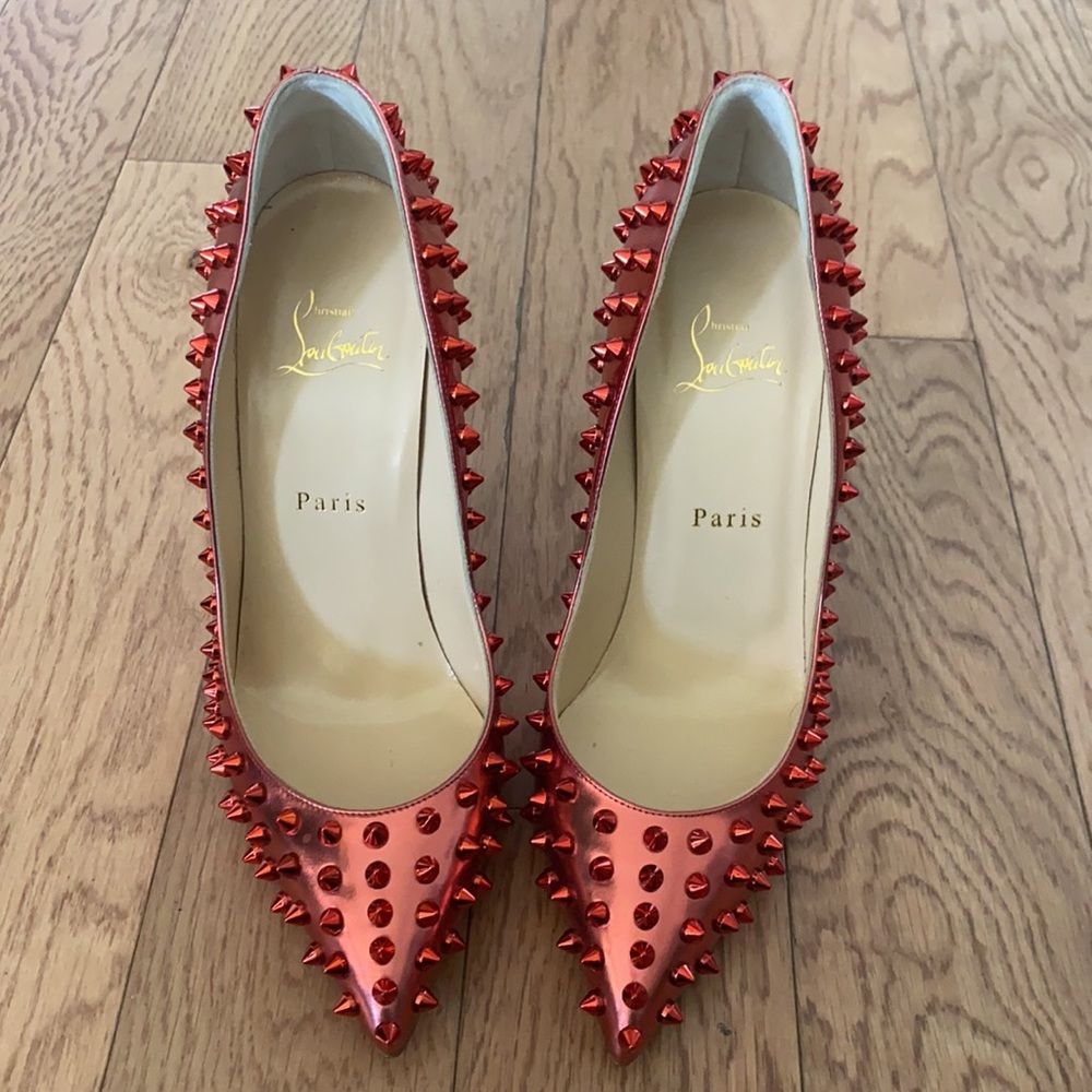 *SOLD* 💥HP💥 CHRISTIAN LOUBOUTIN METALLIC HEEL - Picture 5 of 13
